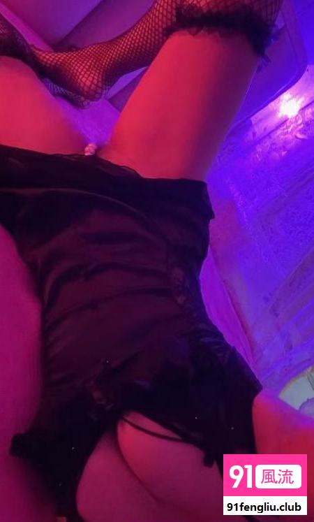 性感大波颜值小姐姐